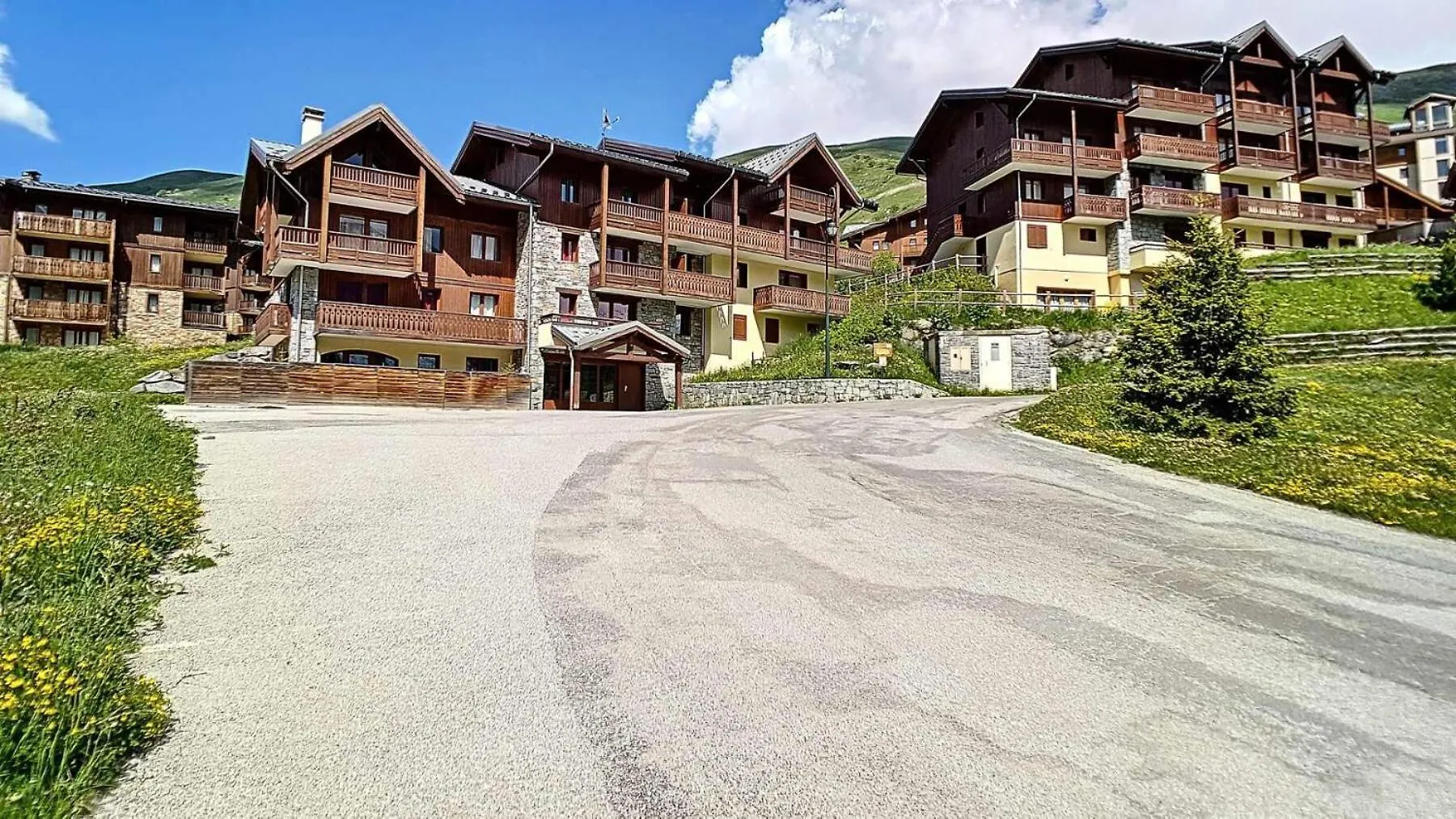 アパート Residence Les Cristaux - Appartement Spacieux & Renove - Proche Des Pistes - Sauna - Hammam - Wifi - Balcon Mae-0534 サン・マルタン・ド・ベルヴィル